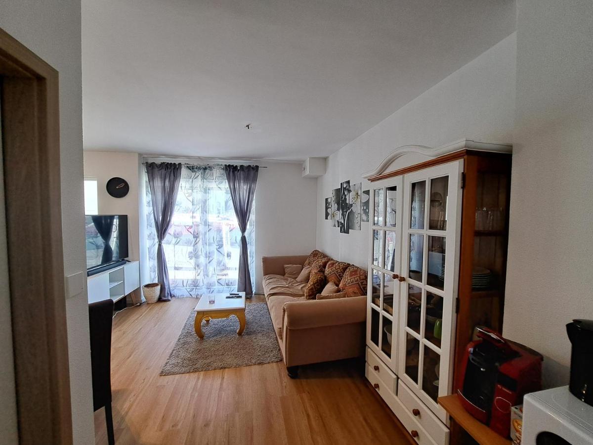 Ladenlokal Beim Metzger Becker Apartman Mülheim-Kärlich Kültér fotó